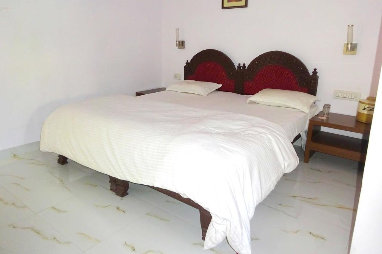 Hotel Utsav Nāthdwāra Esterno foto