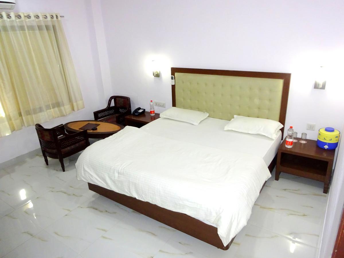 Hotel Utsav Nāthdwāra Esterno foto